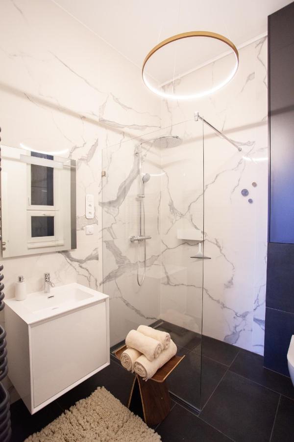 Real Deluxe Next To Danube Apartment Budapest Luaran gambar